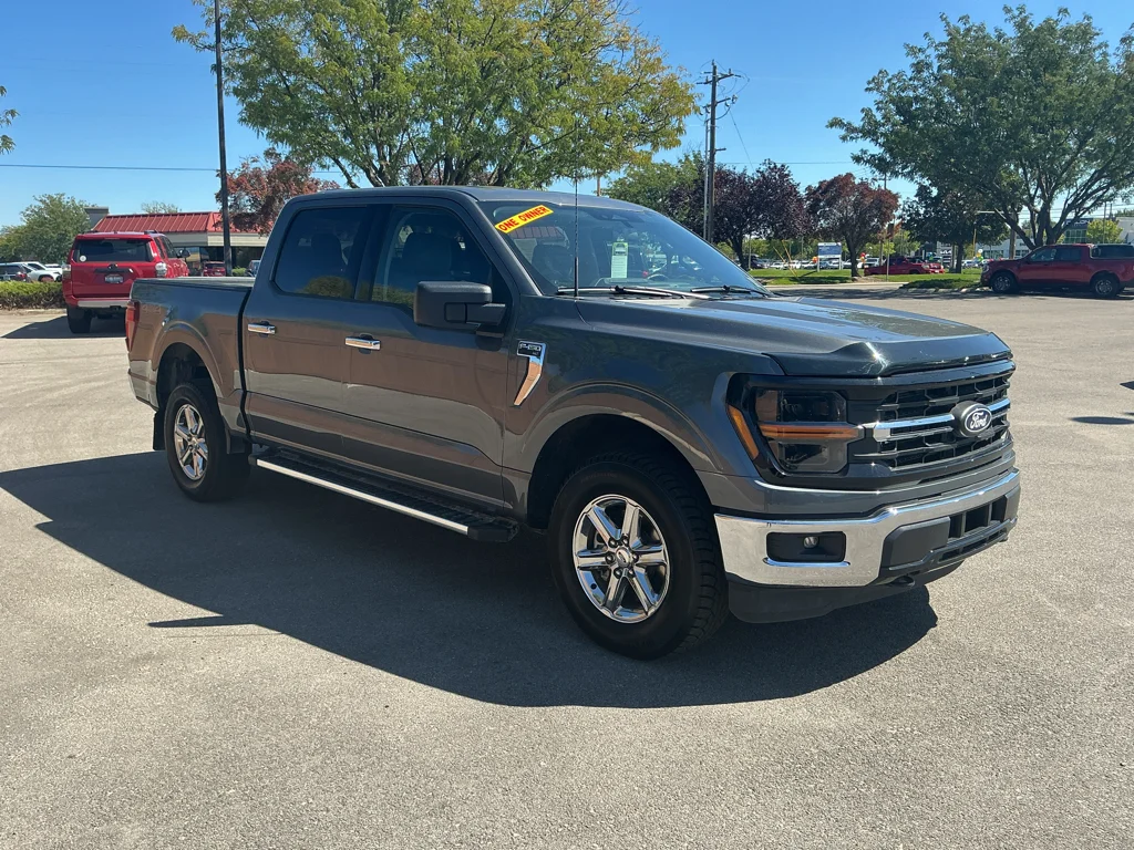 Used 2025 Carbonized Grey Metallic Ford XLT image 3