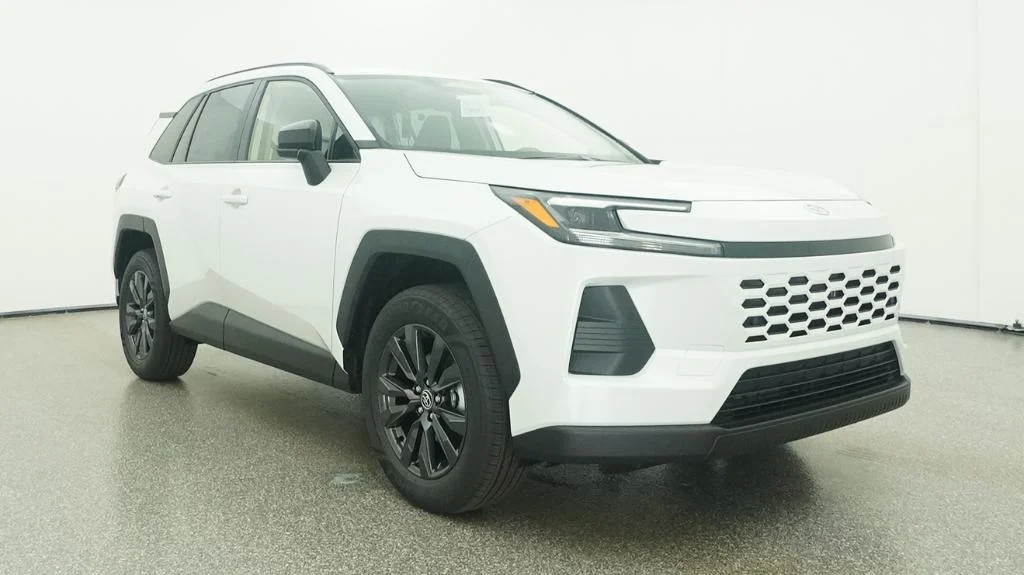 New 2026 Wind Chill Pearl Toyota XLE Premium image 53