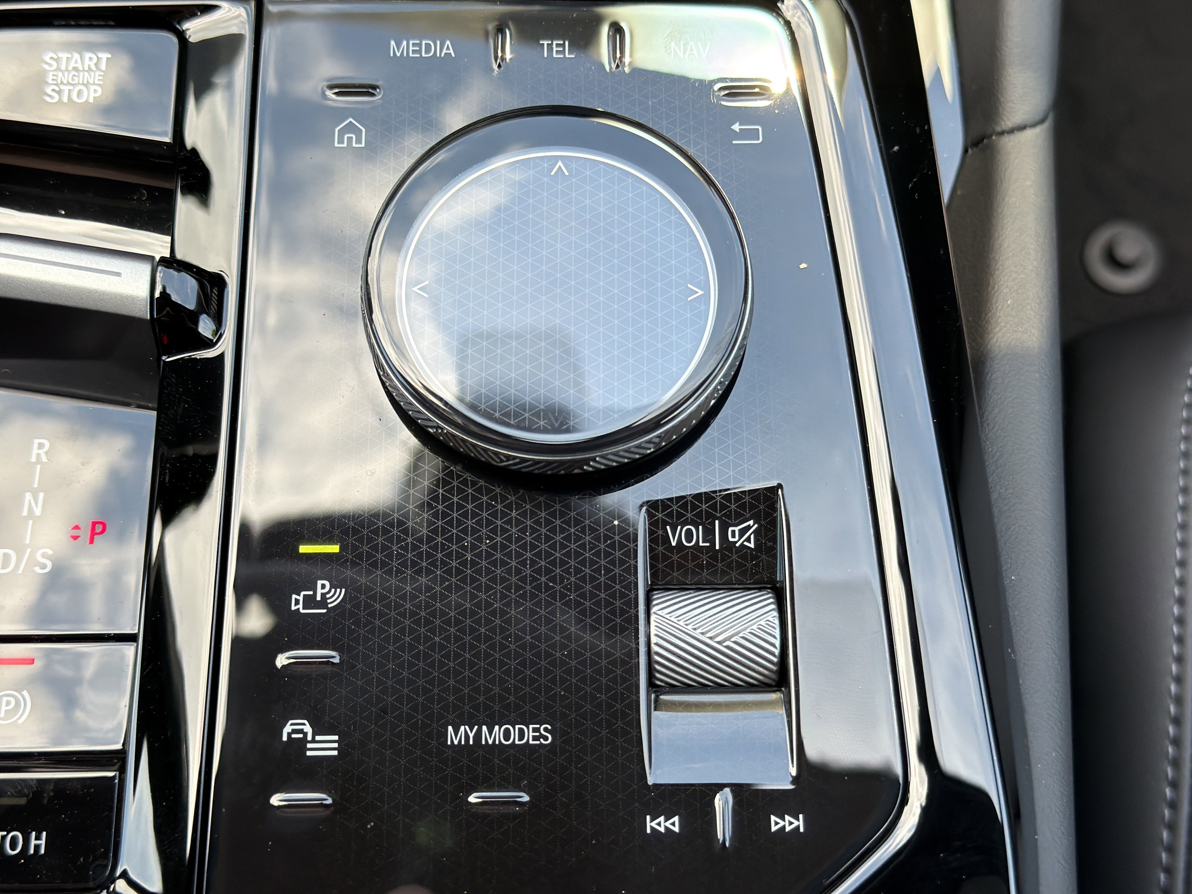 New 2027 Black Sapphire Metallic BMW 530i image 8