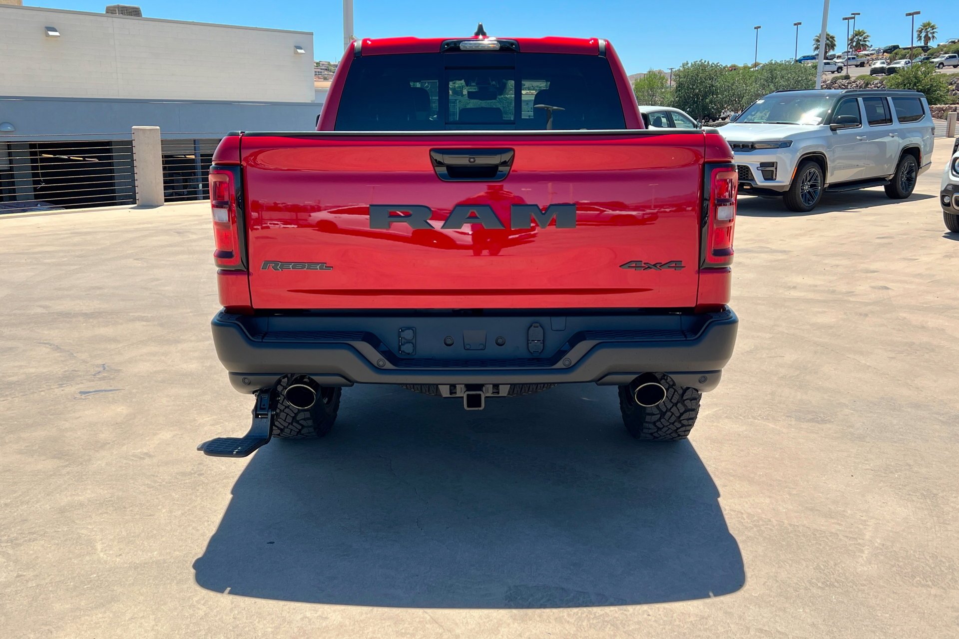 New 2026 Molten Red Pearl-Coat Exterior Paint RAM Rebel image 5