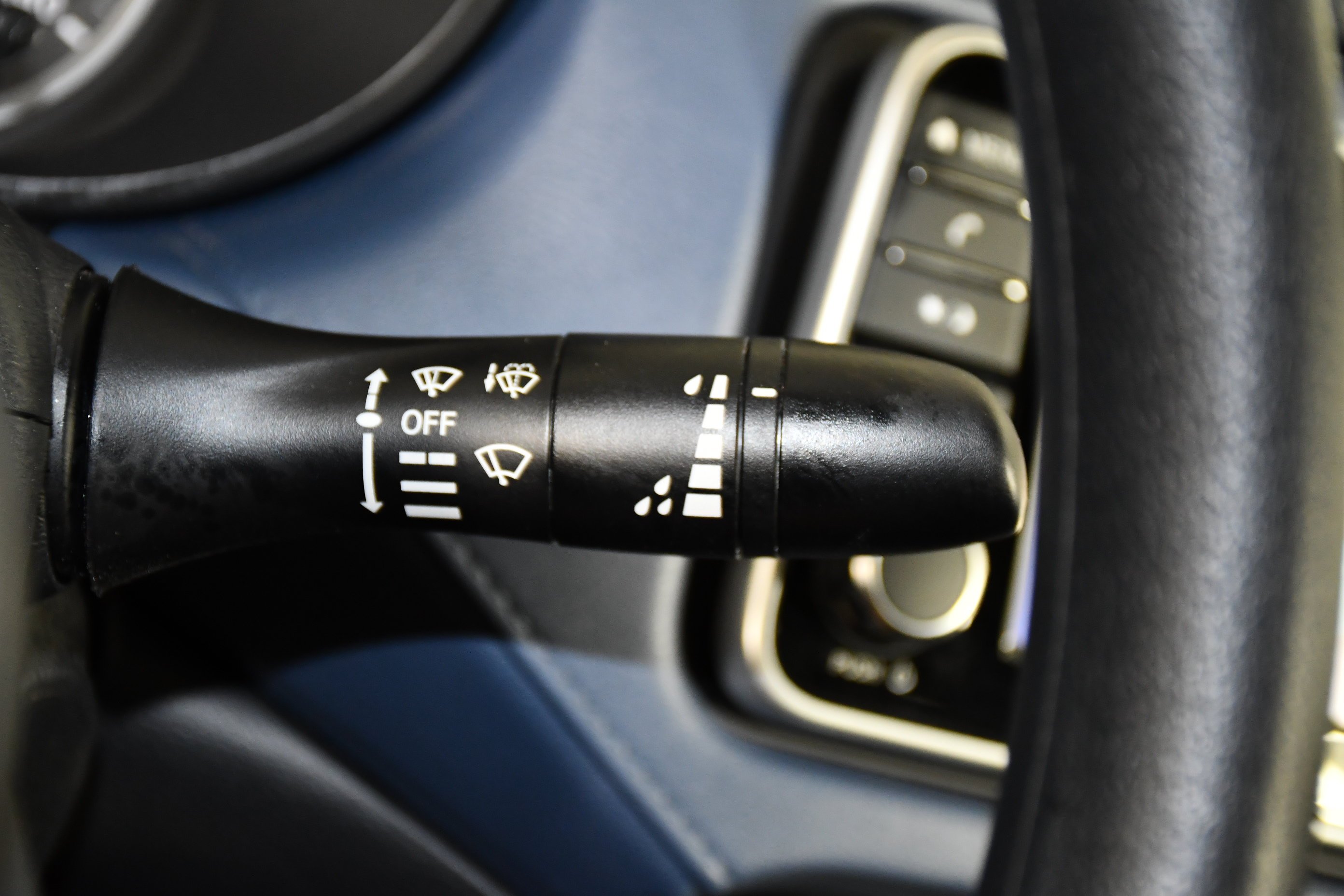 Used 2025 Gun Metallic Nissan SV image 24