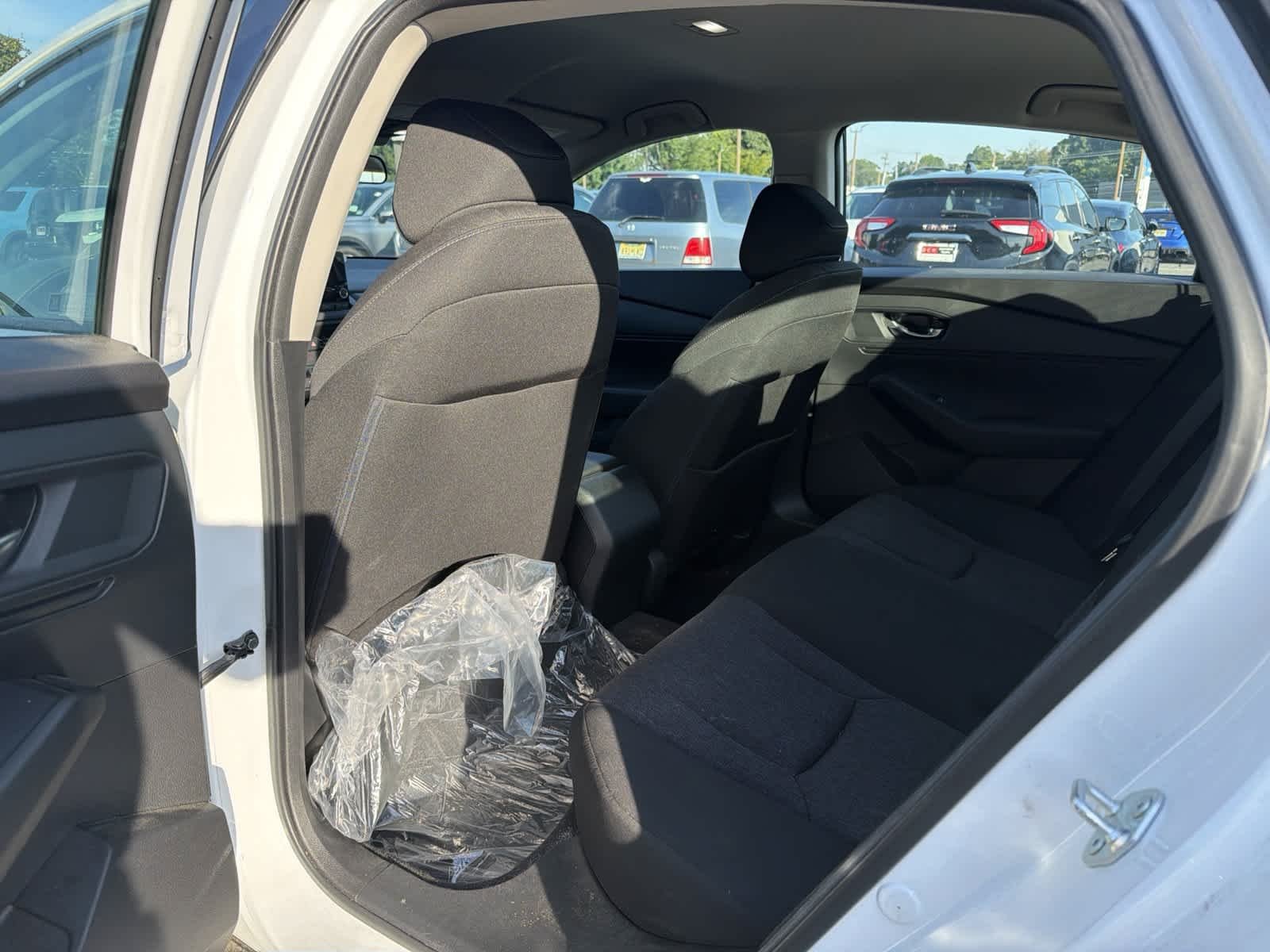 Used 2024 Platinum White Pearl Honda LX image 9
