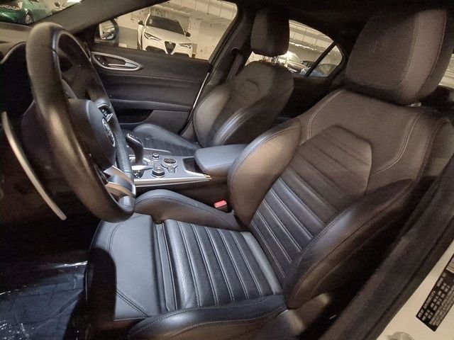 Certified Used 2022 White Alfa Romeo Veloce image 13