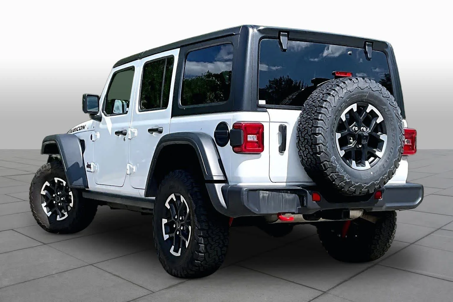 Certified Used 2025 Bright White Clearcoat Jeep Rubicon image 12