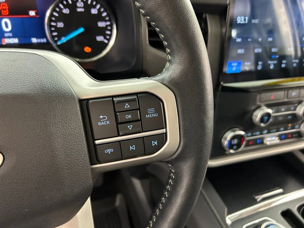 Used 2022 Black Ford XLT image 18