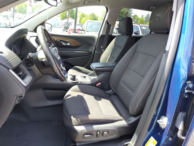 Used 2020 Blue GMC SLE image 8