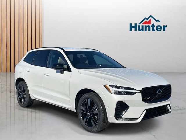 2026 Volvo XC60 Plus