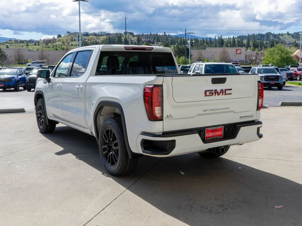 Used 2023 White GMC Elevation image 5