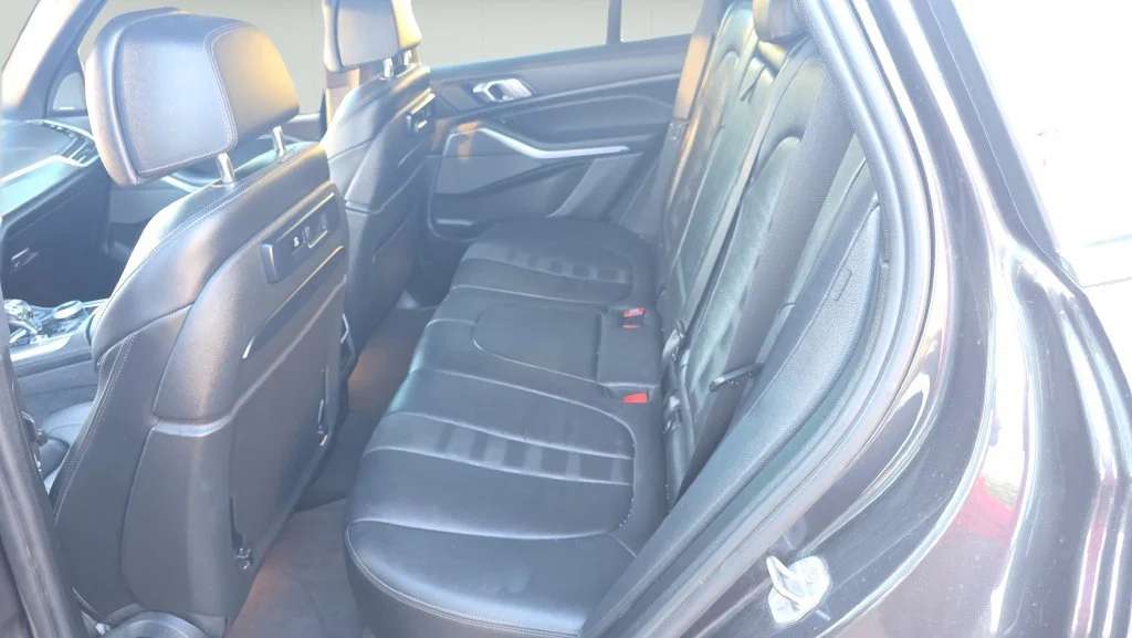 Used 2020 Gray BMW sDrive40i image 14