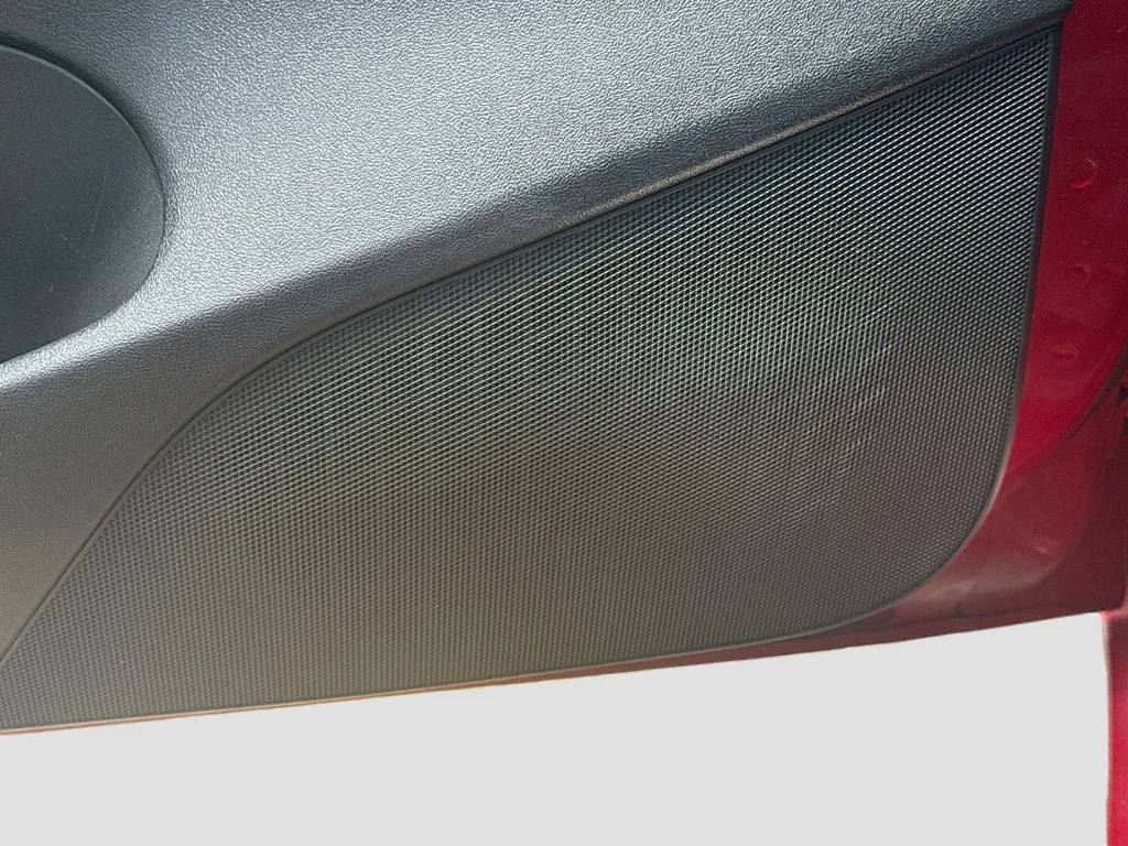 Used 2020  Tesla Standard image 19