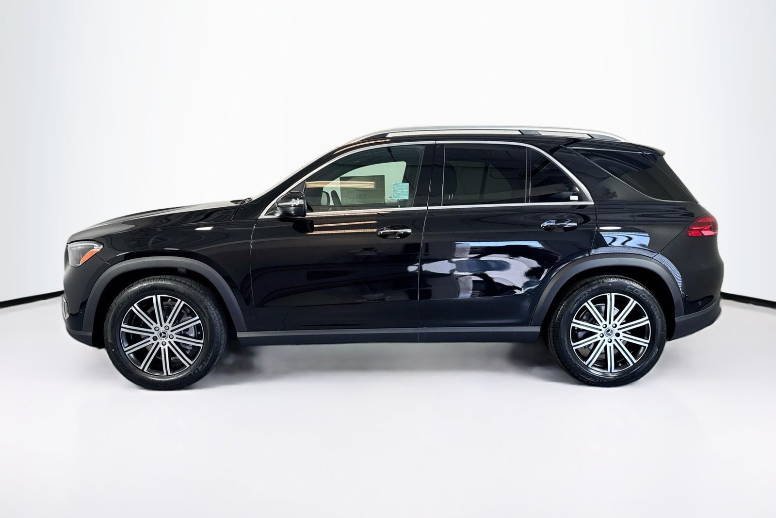 New 2026 Obsidian Black Metallic Mercedes-Benz GLE 350 image 8