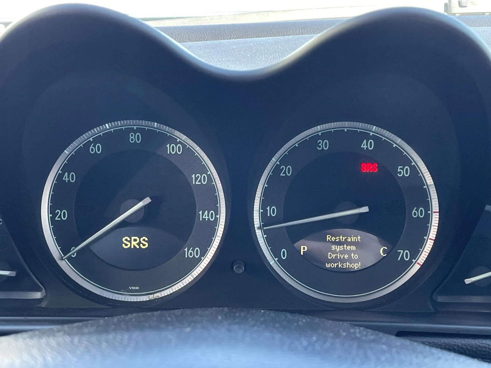 Used 2004  Mercedes-Benz  image 18