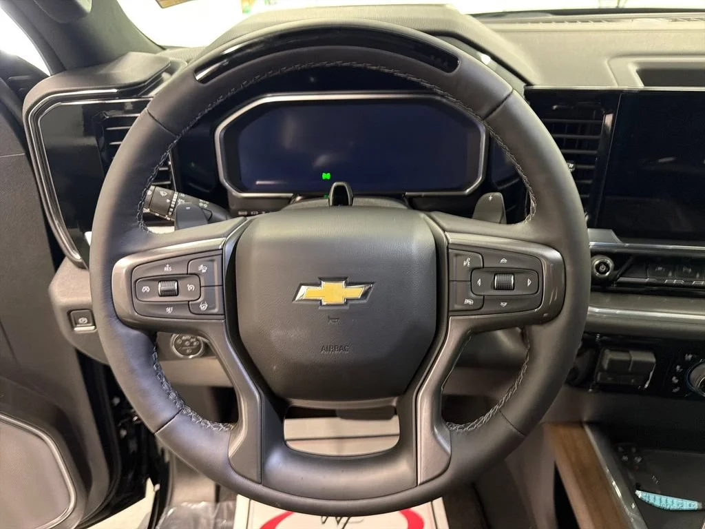New 2026 Black Chevrolet High Country image 18