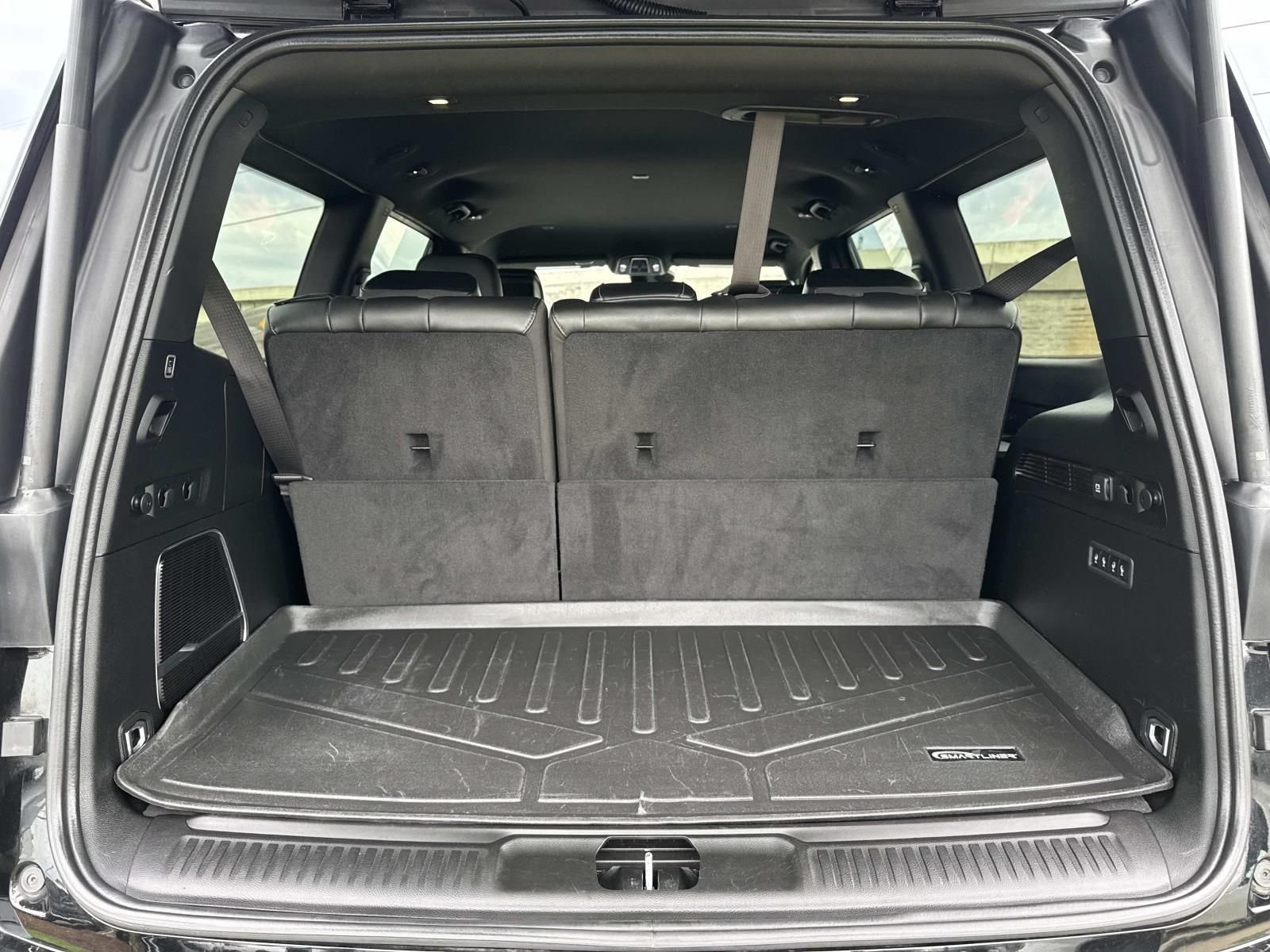 Used 2023 Black Jeep Series II image 8