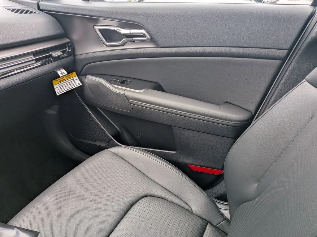 New 2026 White Pearl Kia EX image 39