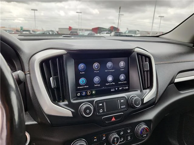 Used 2020 White Frost Tricoat GMC SLT Front-wheel Drive image 18
