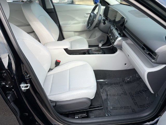 Used 2026 Black Hyundai SE image 33