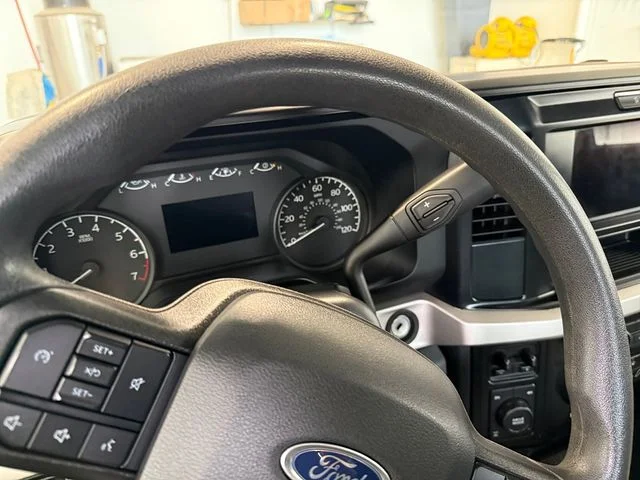 Certified Used 2025 Oxford White Ford XLT image 18