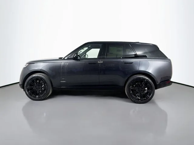 New 2026 Carpathian Grey Land Rover SE image 8