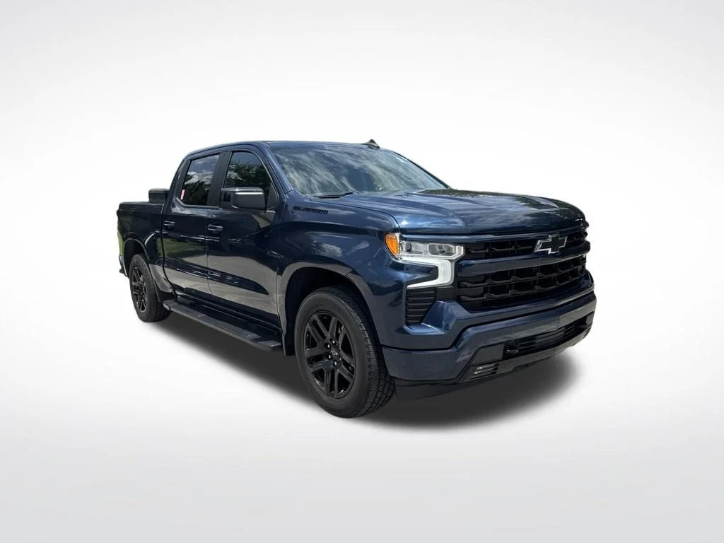 Used 2022 Northsky Blue Metallic Chevrolet RST image 2