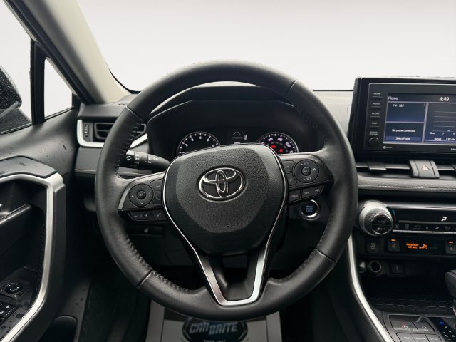 Used 2021 Silver Sky Metallic Toyota XLE image 13