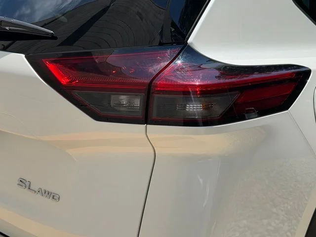 Certified Used 2023 White Nissan SL image 11