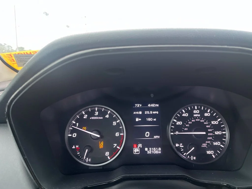 Used 2025 White Subaru 2.5i image 12