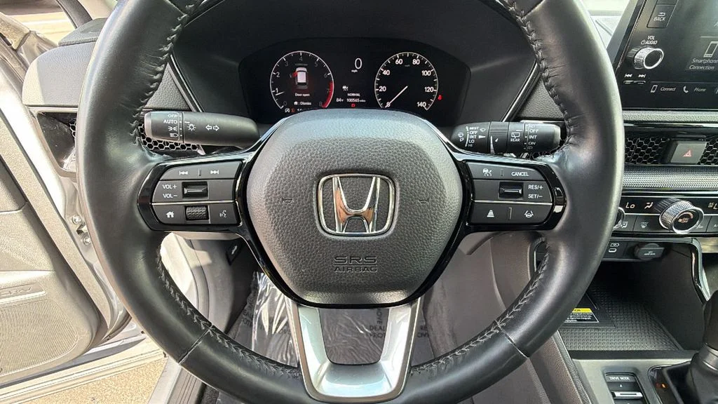 Used 2023 Silver Metallic Honda EX-L image 18