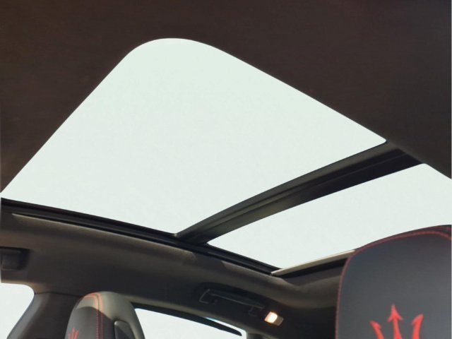 Used 2024 Blue Maserati GT Ultima image 19