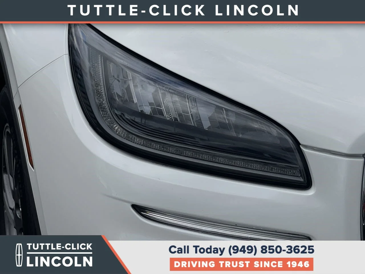 Used 2024 PRISTINE WHITE ME Lincoln Premiere image 16