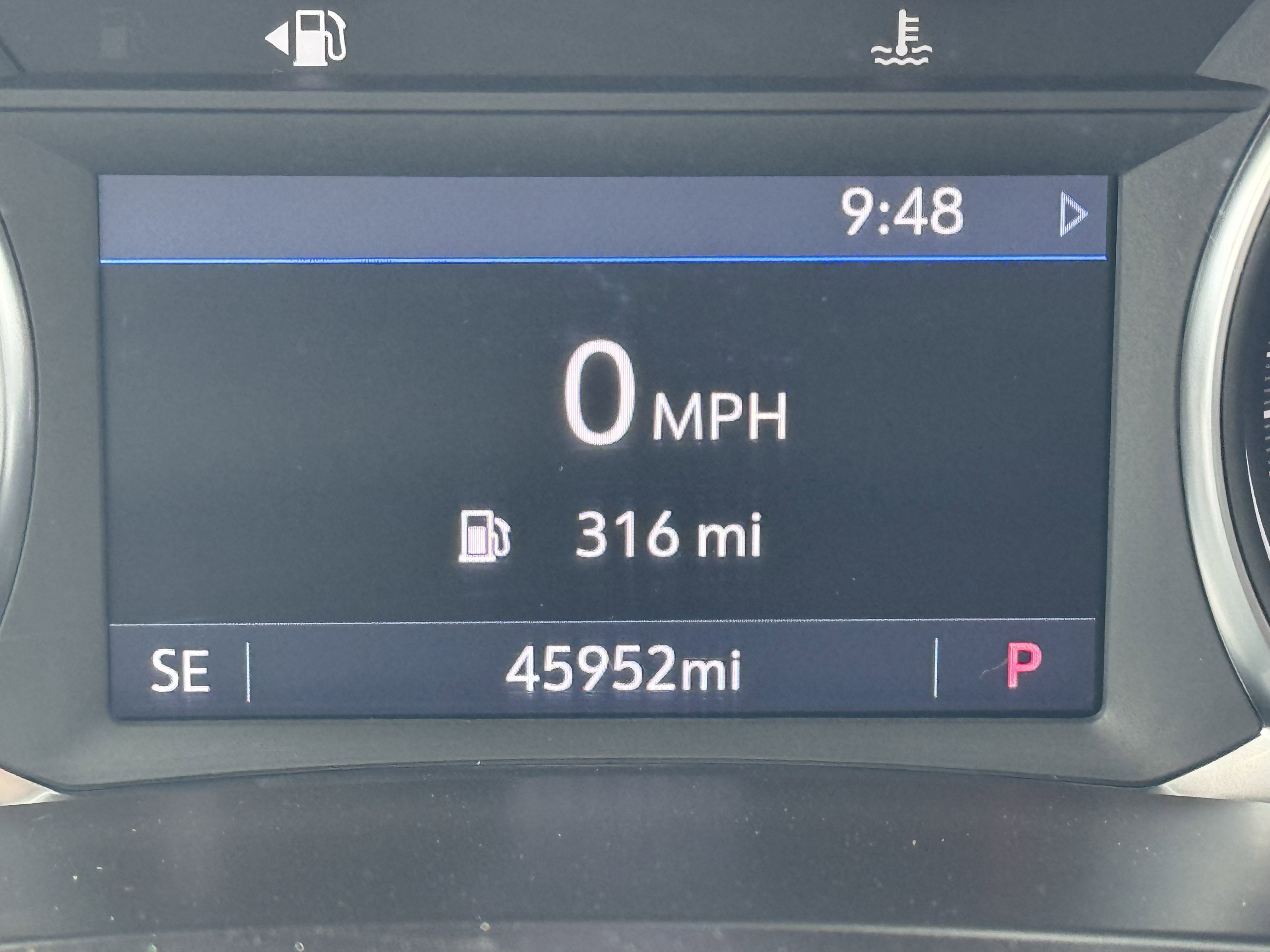 Used 2023 Summit White Chevrolet 2LT image 33