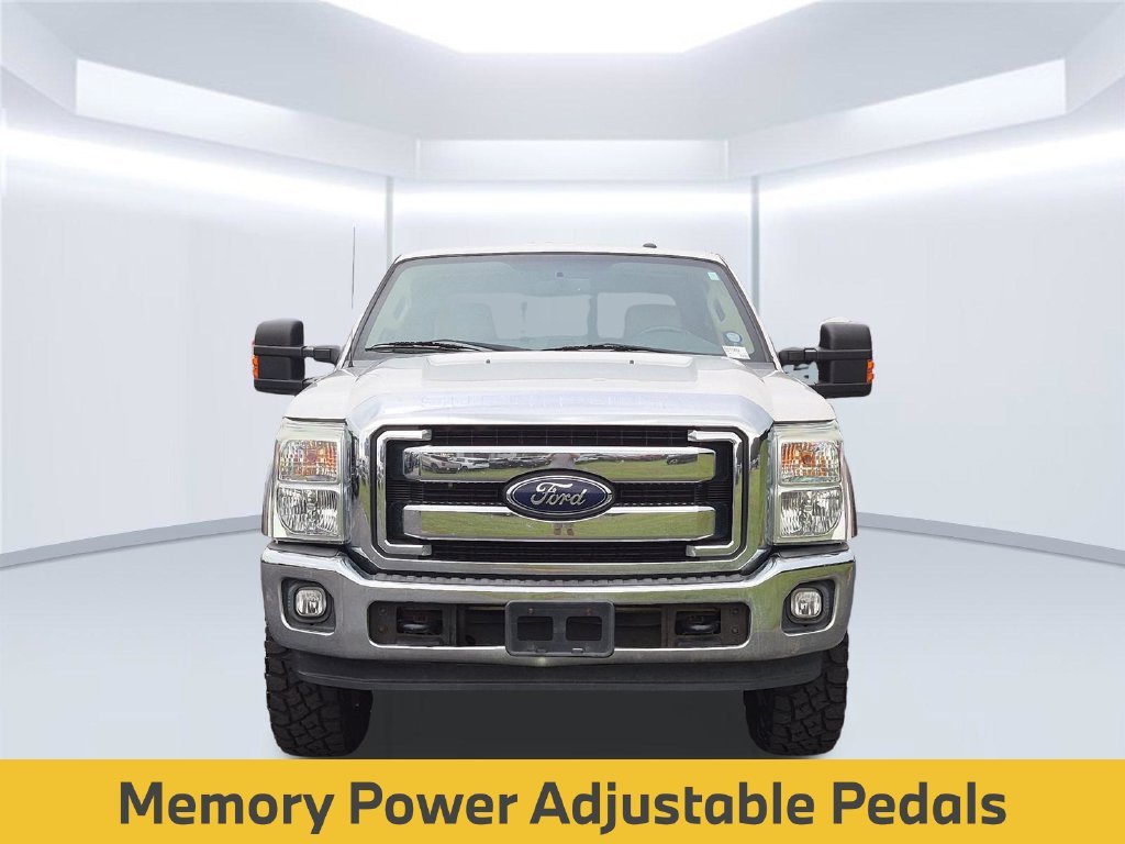 Used 2016  Ford Lariat image 11