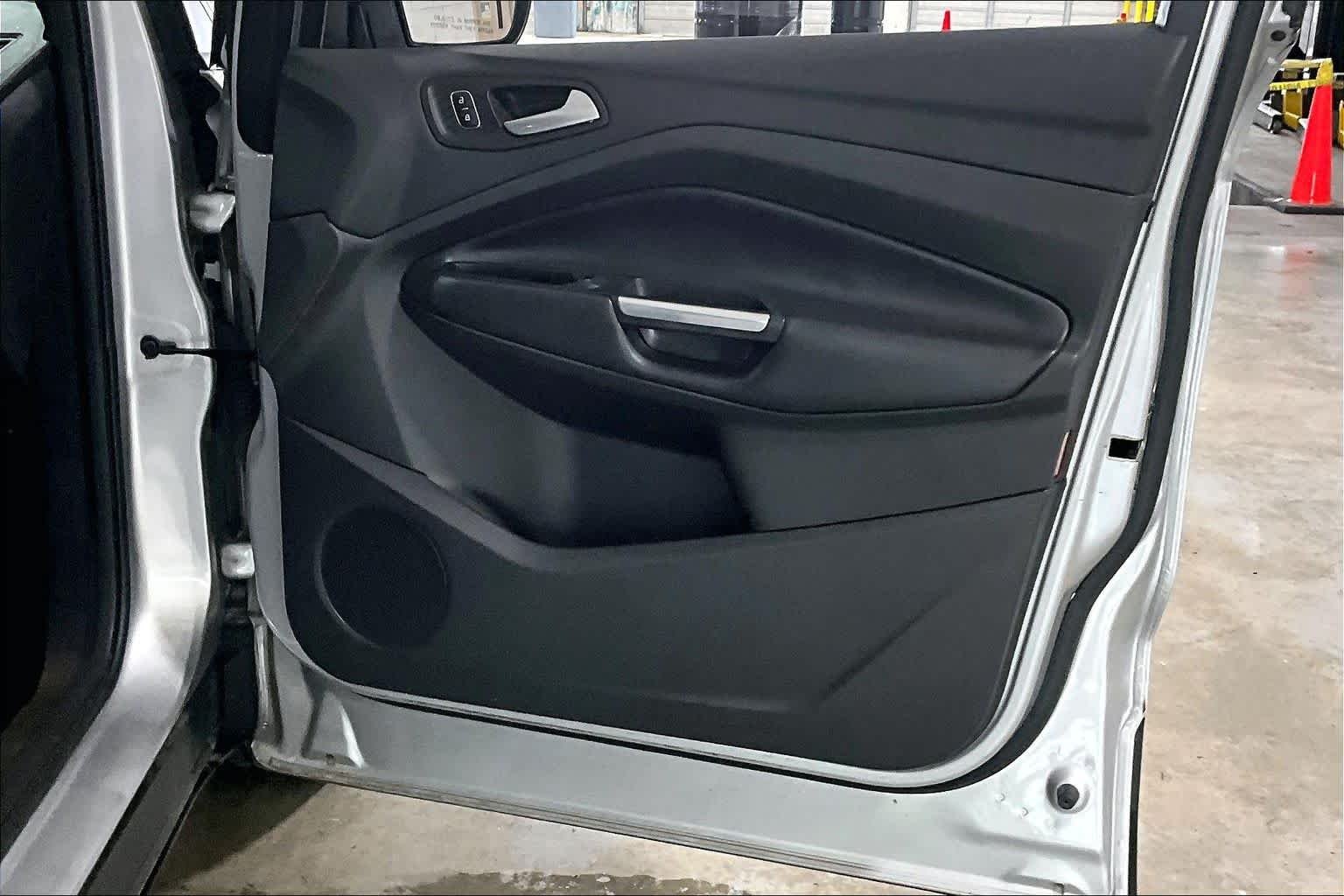 Used 2017 Ingot Silver Metallic Ford SE image 22