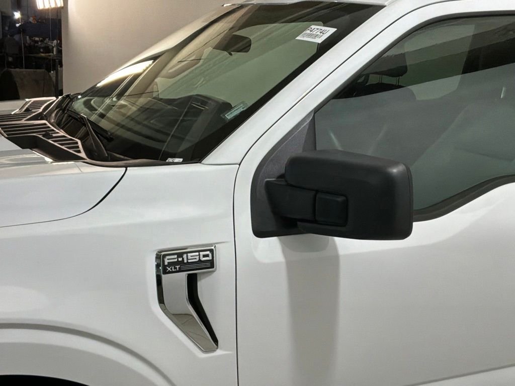 Certified Used 2025 Oxford White Ford XLT image 25