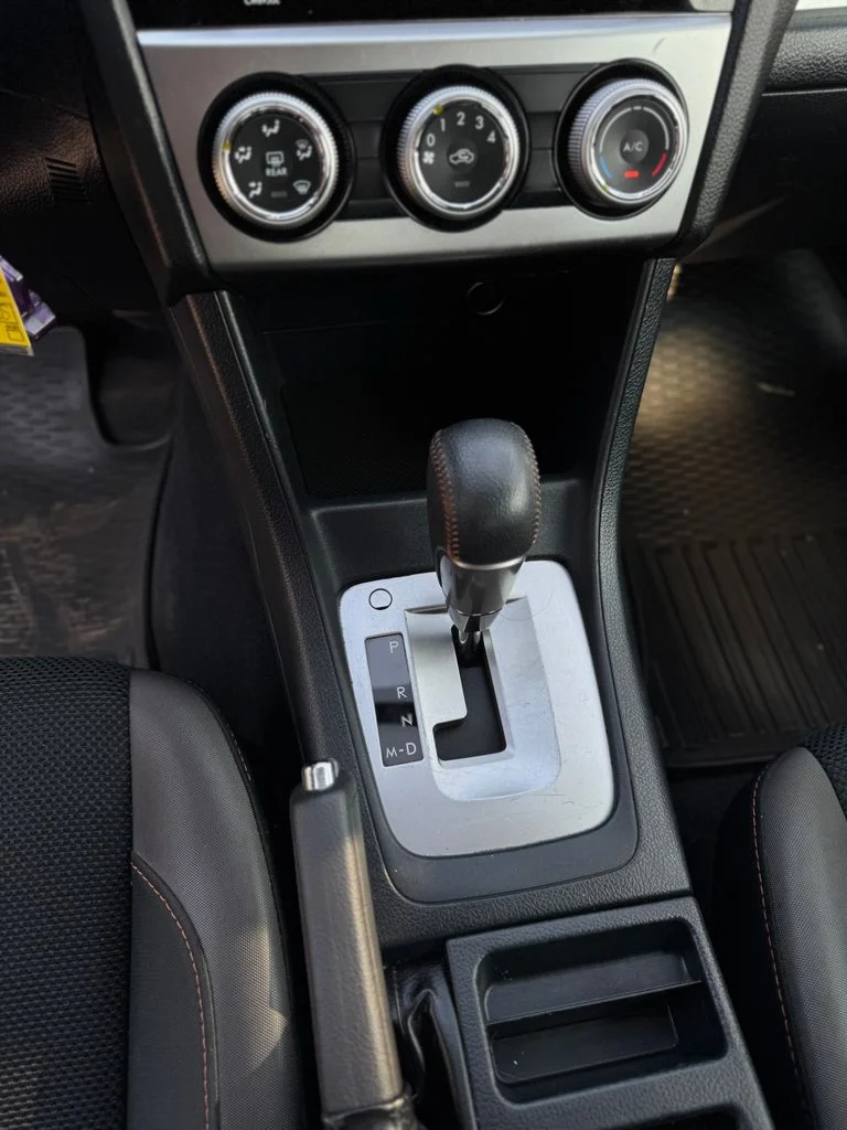 Used 2017 Ice Silver Metallic Subaru 2.0i Premium image 21