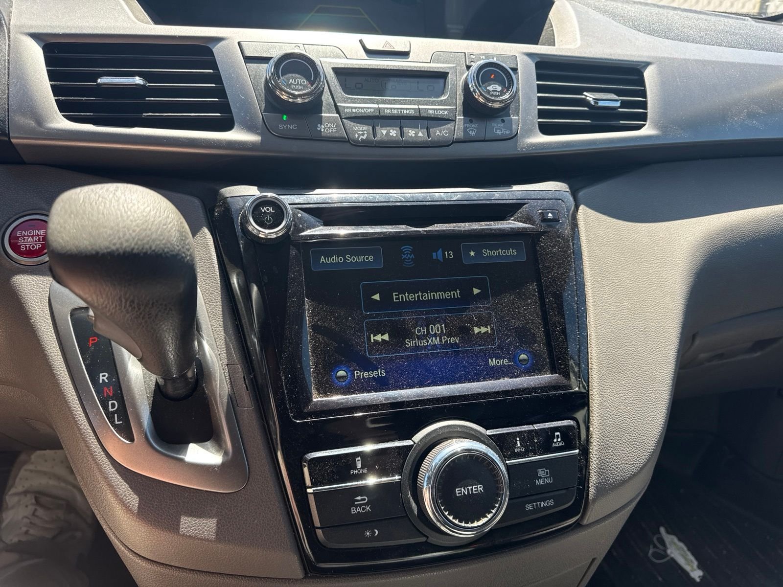 2016 Honda Odyssey EX-L - Photo 12