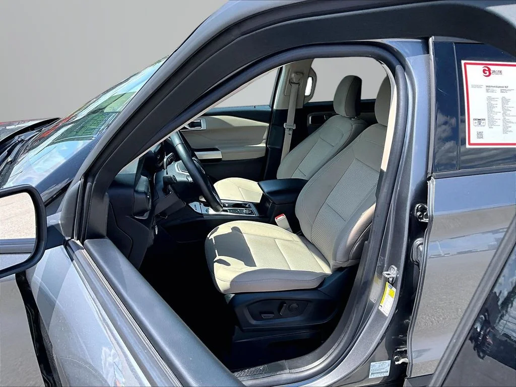 Used 2023 Gray Ford XLT image 26