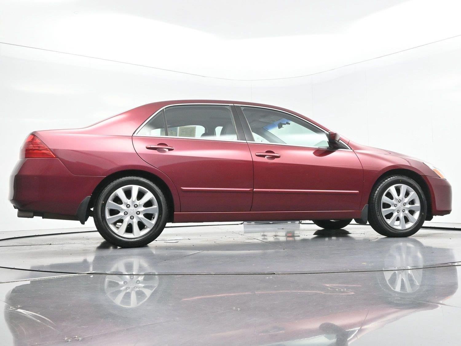 Used 2006 Red Honda EX-L V6 AT image 50