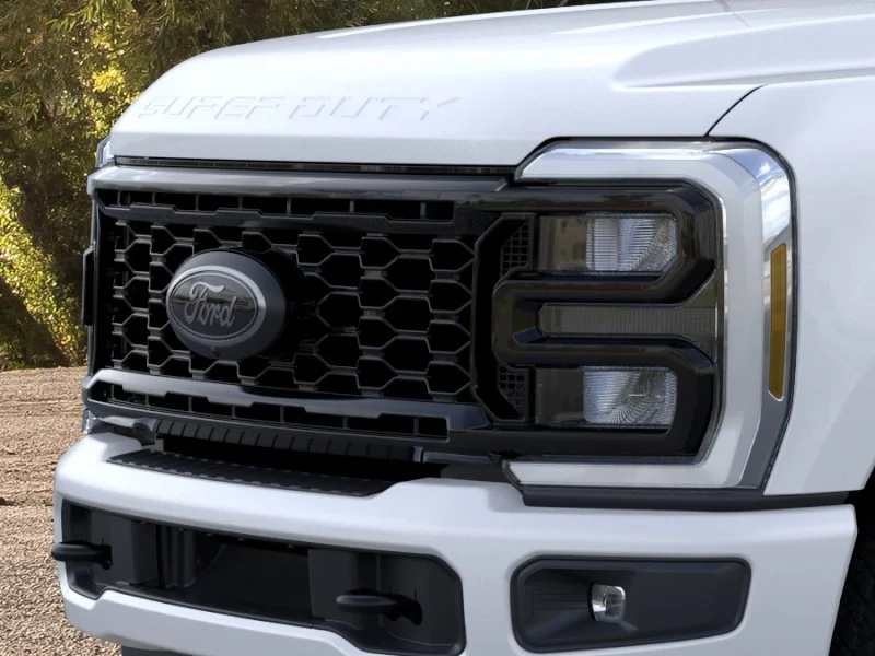 New 2026 Star White Metallic Tri-Coat Ford F-250® Lariat® image 40