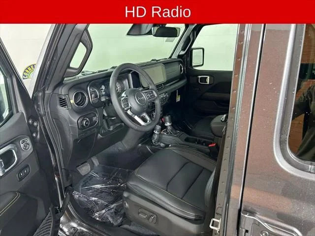 New 2026 Granite Crystal Metallic Clear-Coat Exterior Paint Jeep Sahara image 7