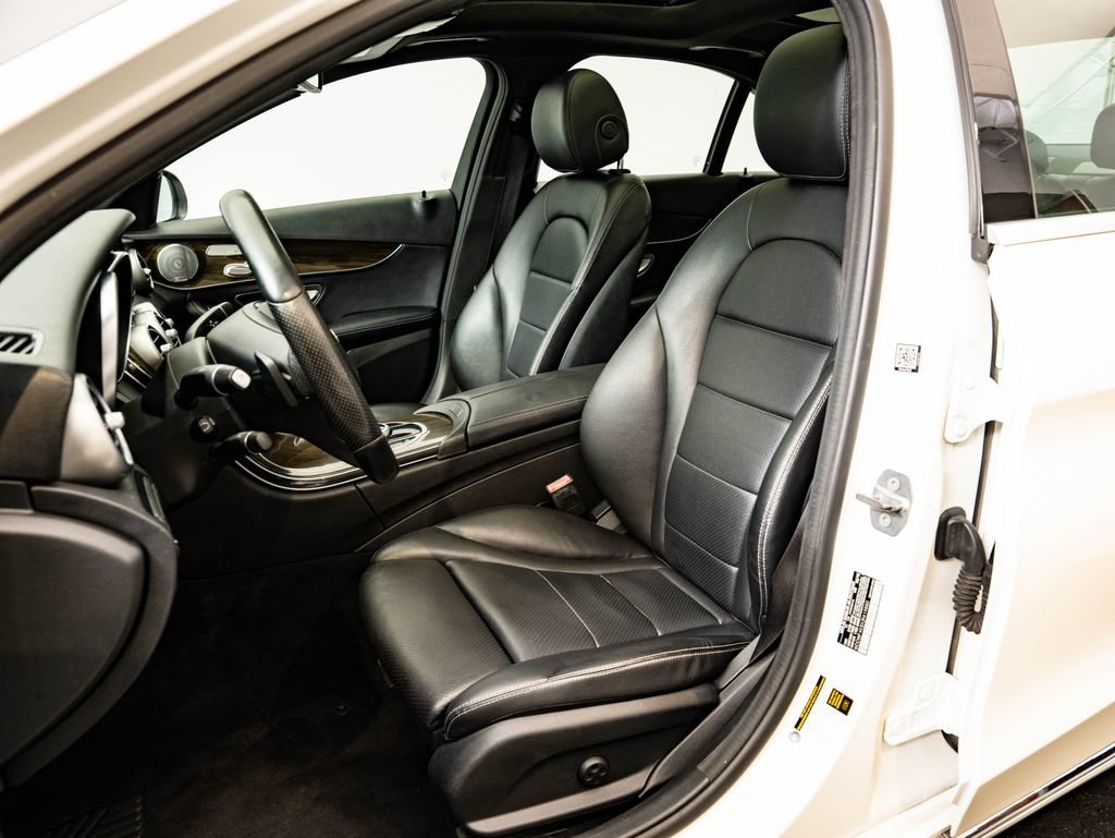 Used 2018 White Mercedes-Benz C 300 image 24