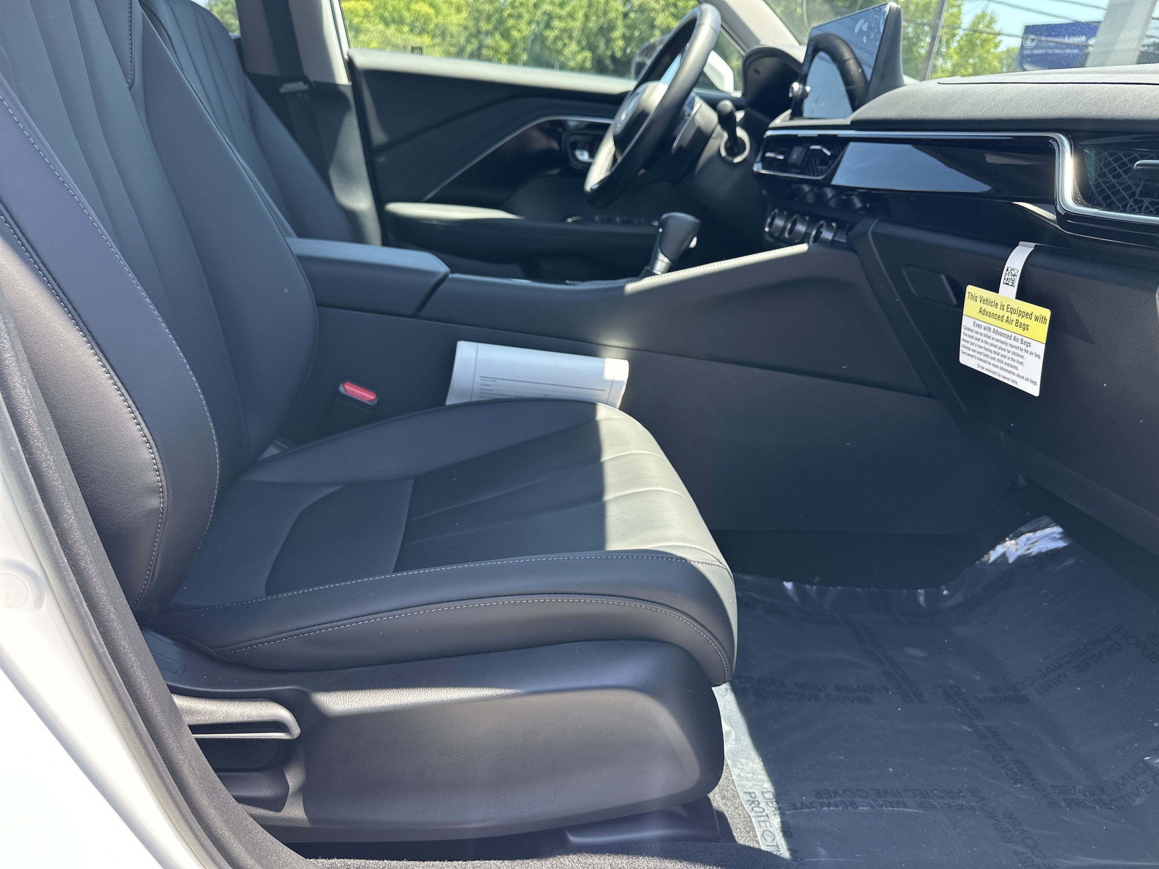 Used 2025 Platinum White Pearl Acura Base image 15