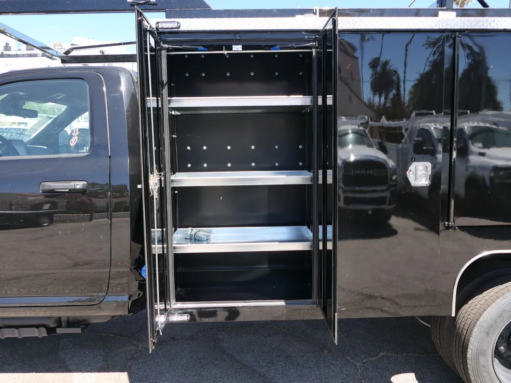 New 2025 Black RAM Tradesman image 7