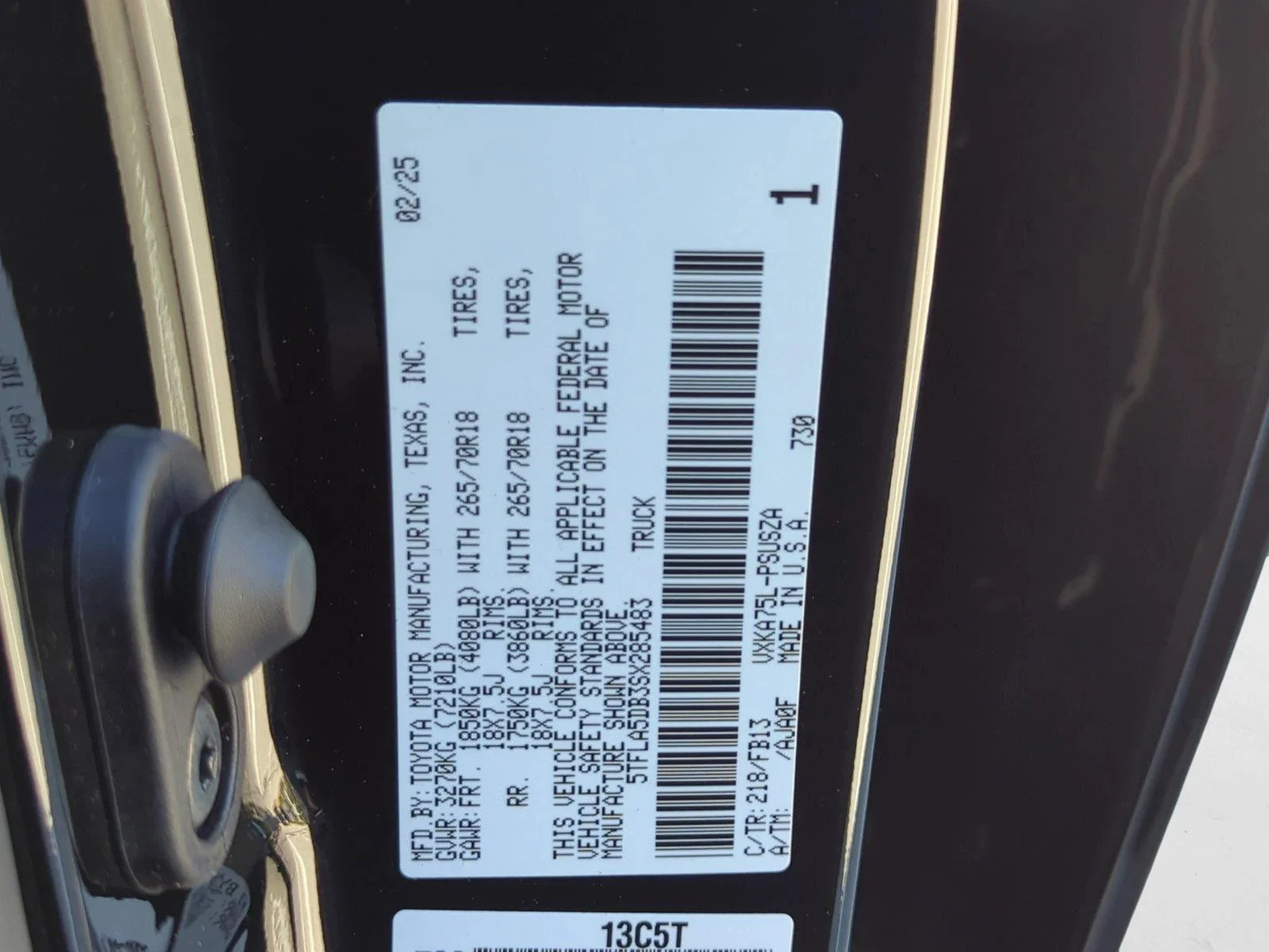 Used 2025 Midnight Black Metallic Toyota SR5 image 18