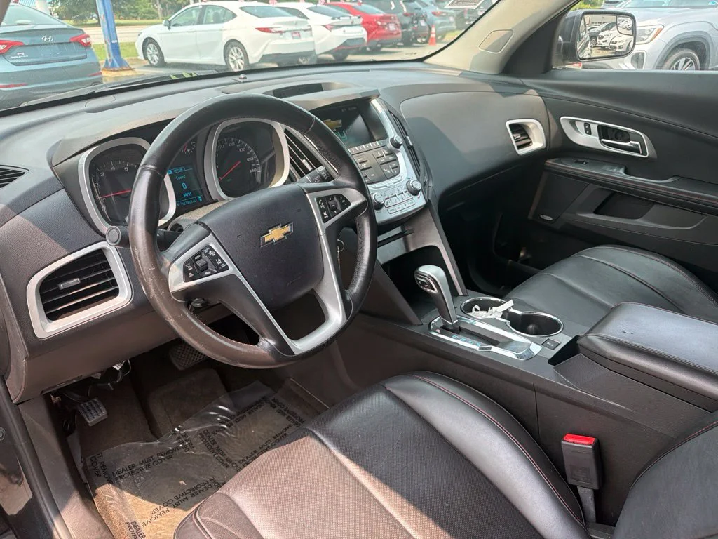 Used 2013 Black Chevrolet LT image 16