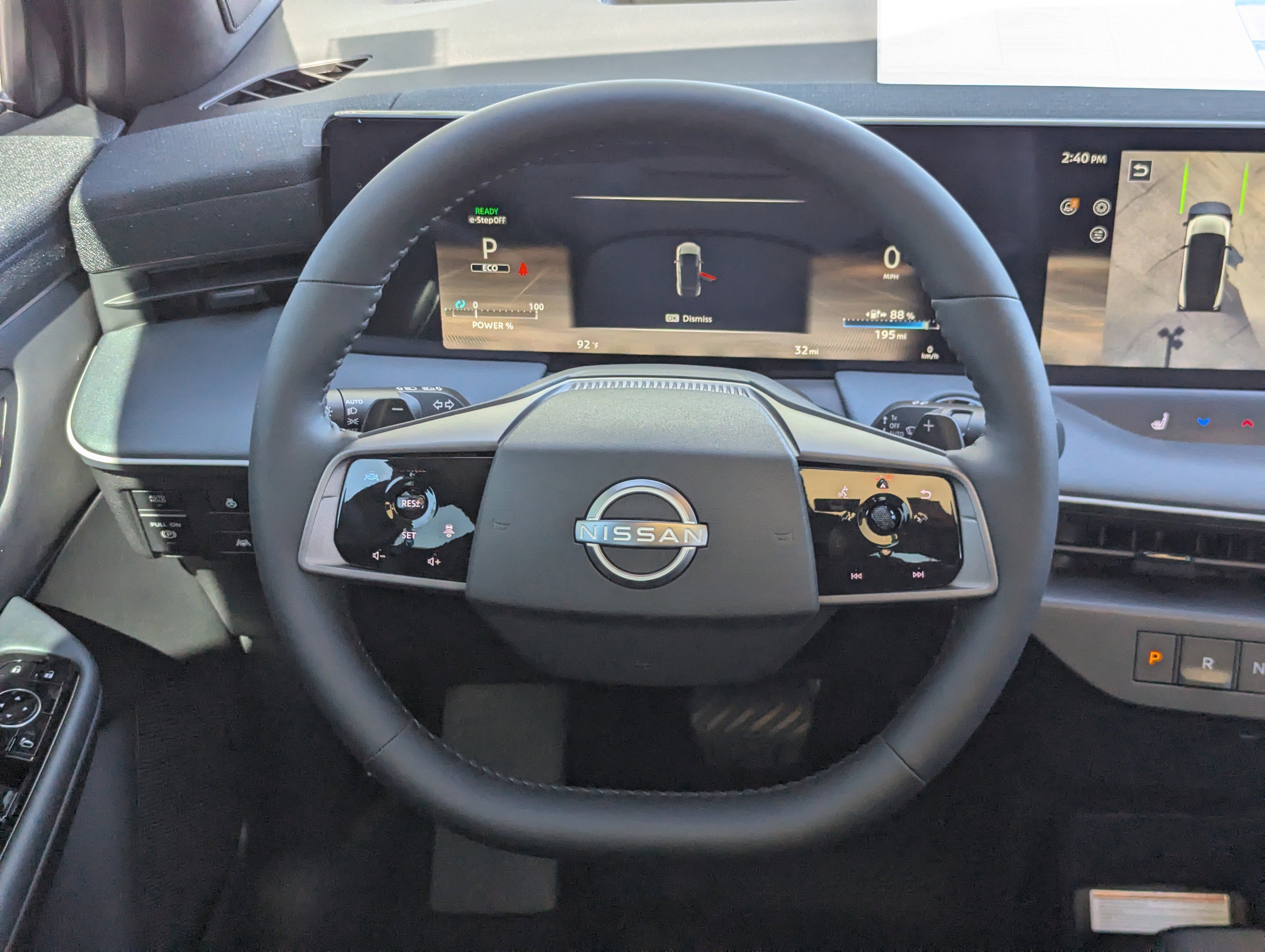 2026 Nissan LEAF Platinum+ - Photo 12