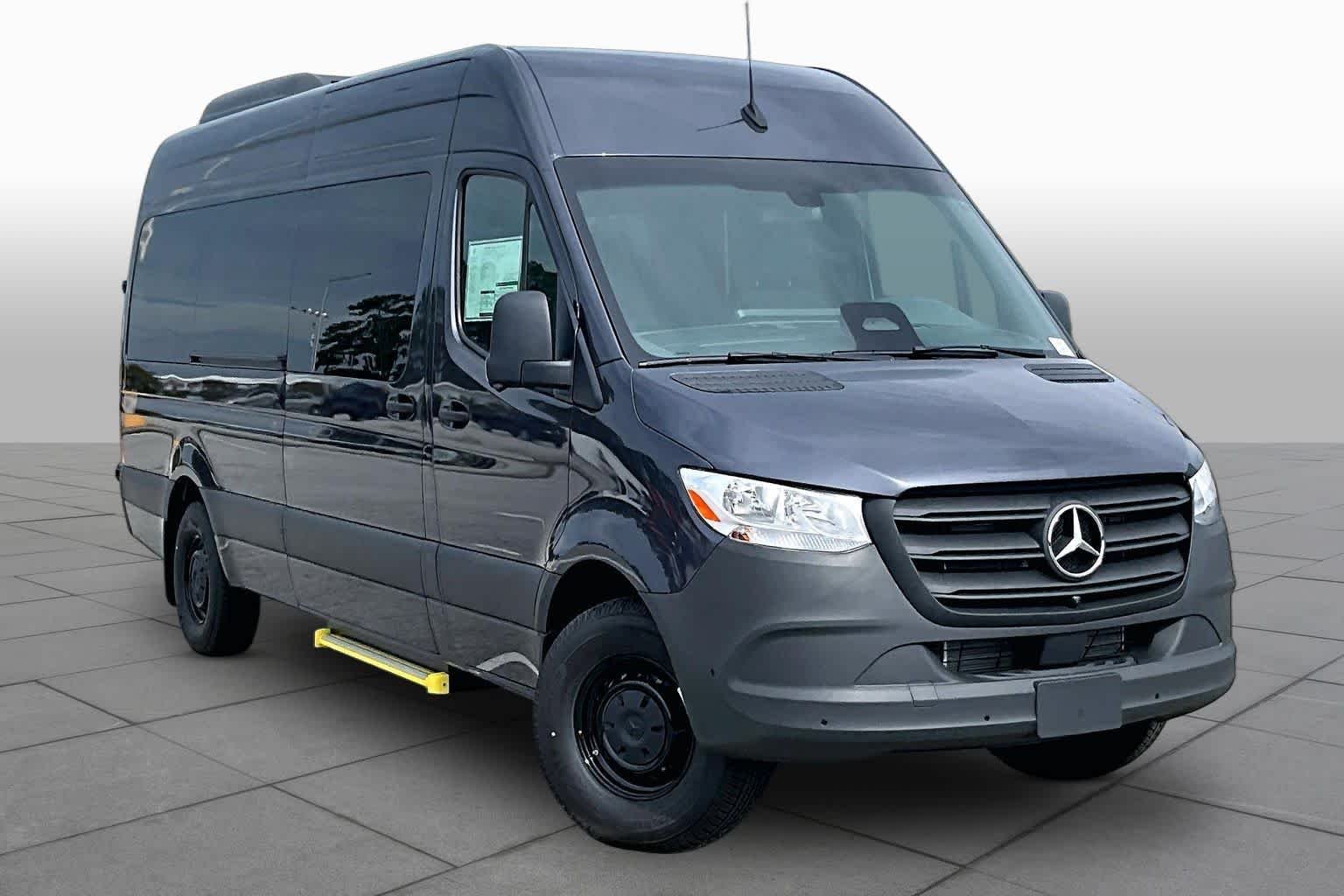 New 2026 Tenorite Gray Metallic Mercedes-Benz  image 2