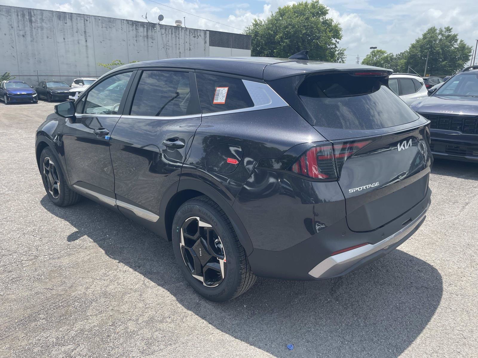 New 2026 Panthera Metal Gray Kia EX image 5