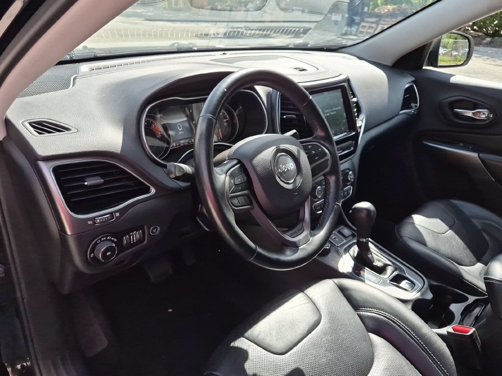 Used 2019 Black Jeep Limited image 11