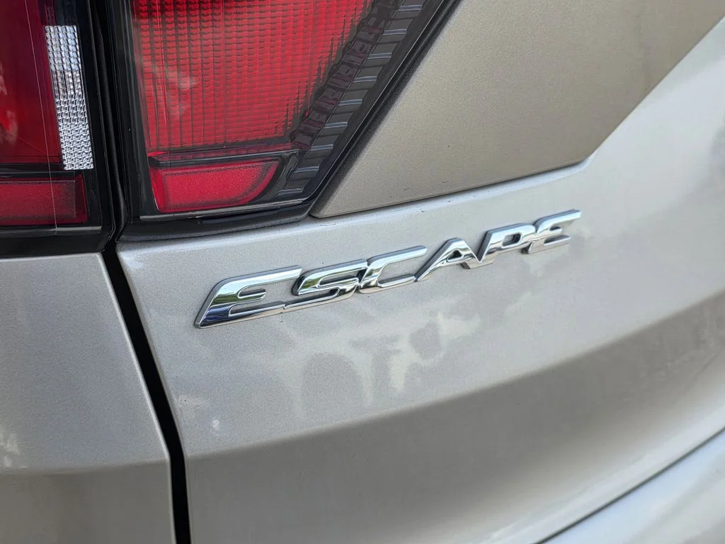 Used 2017 Gold Ford Titanium image 8